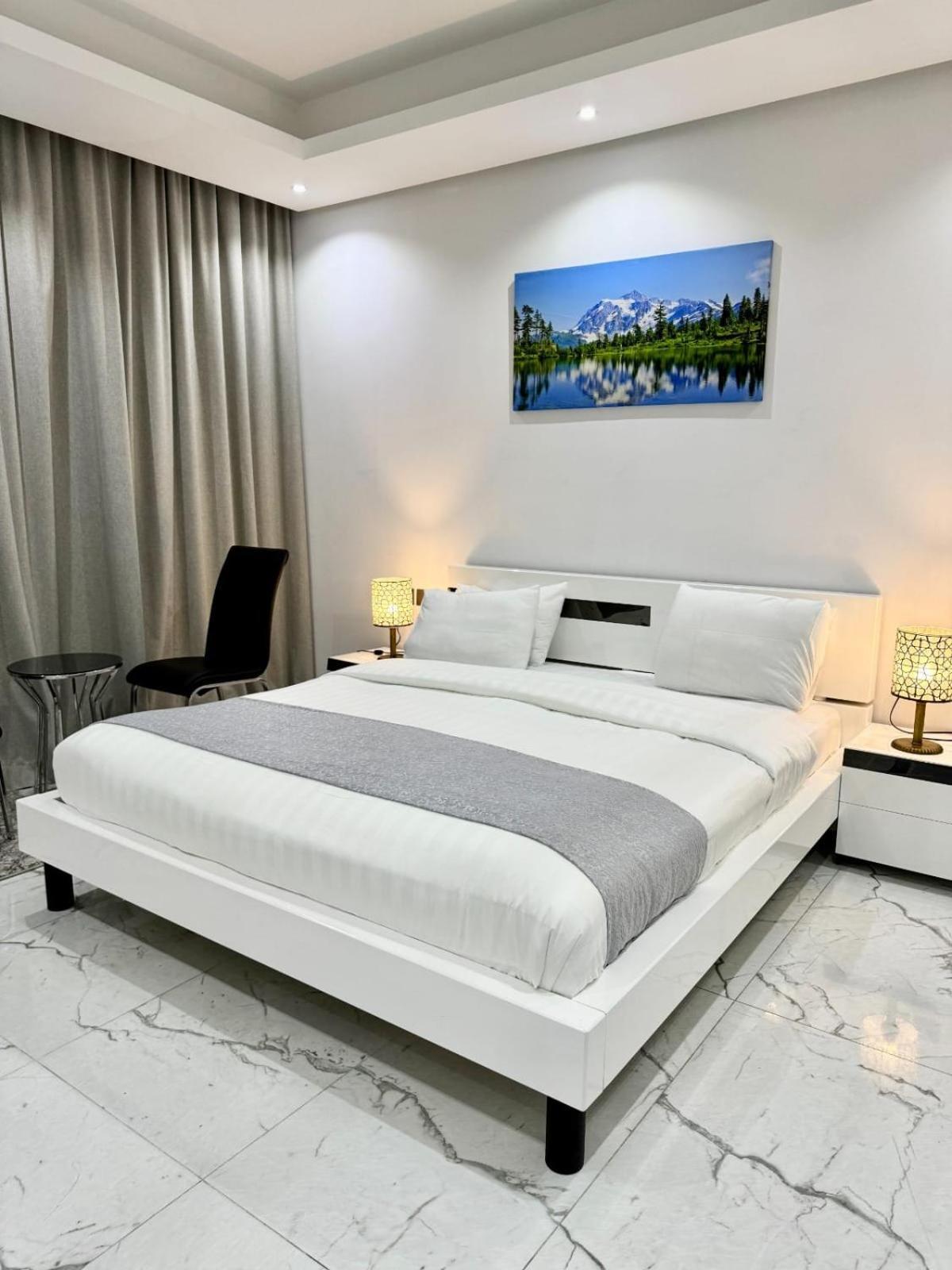 Al Safwa One Apartment Al Hidd Ngoại thất bức ảnh