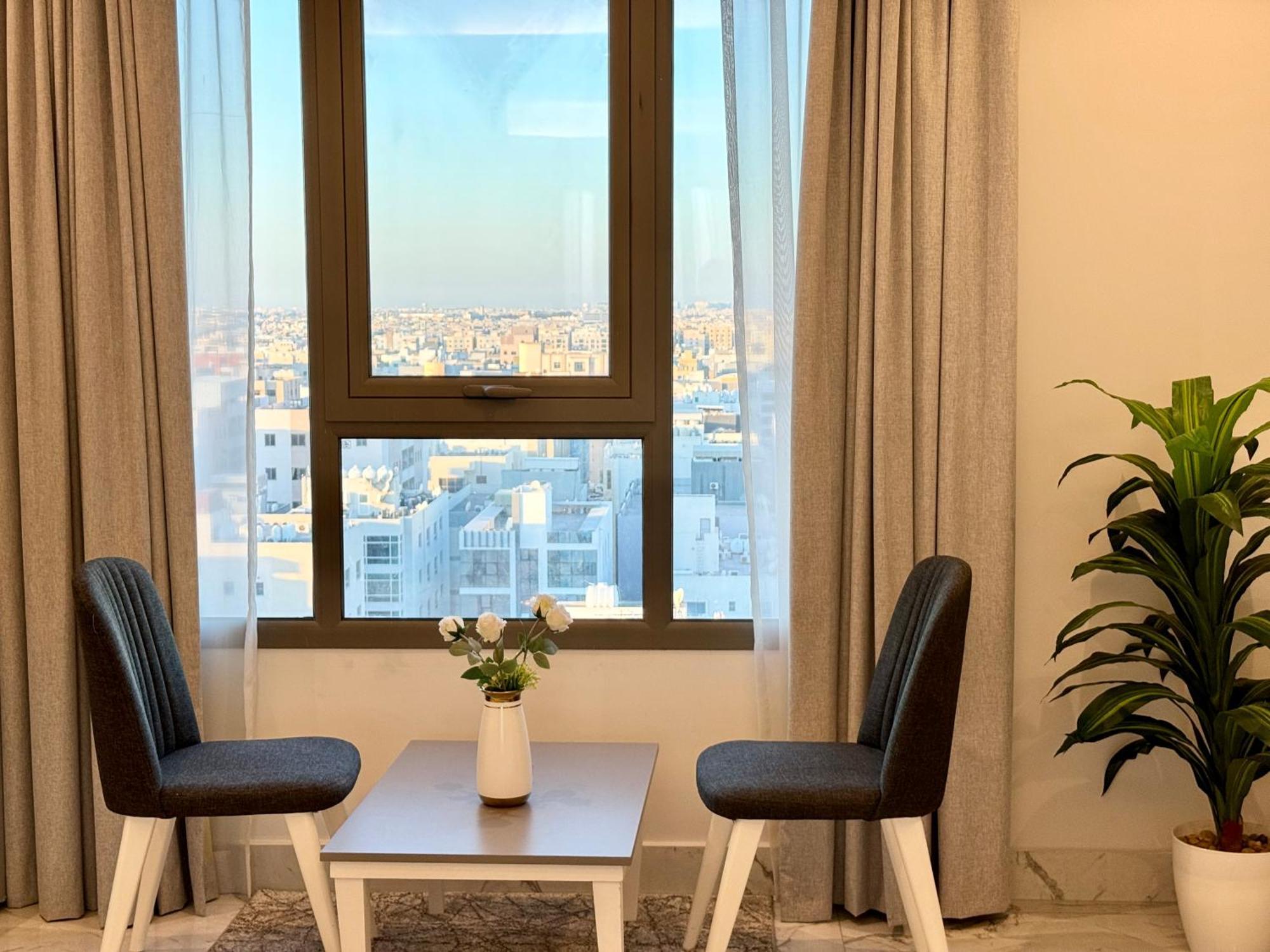 Al Safwa One Apartment Al Hidd Ngoại thất bức ảnh
